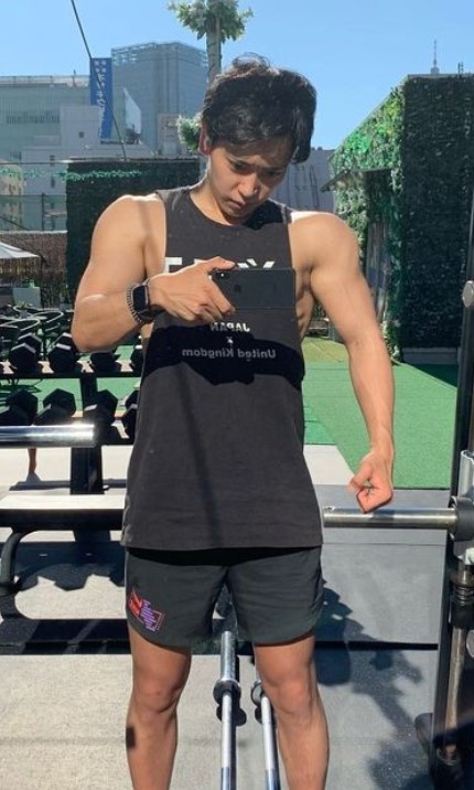 後藤舜アナの筋肉画像