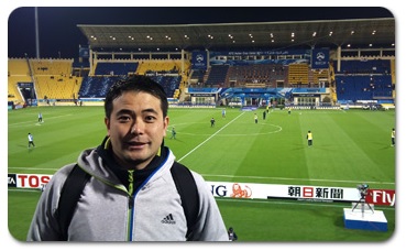 2011年初めての日本代表戦実況に臨む吉野アナ