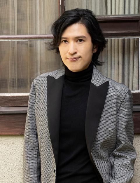 俳優・作曲家・ピアニストの清塚信也