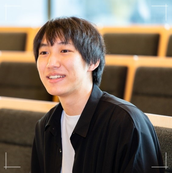 小日向文世と奥さんの間に生まれた次男の春平さん