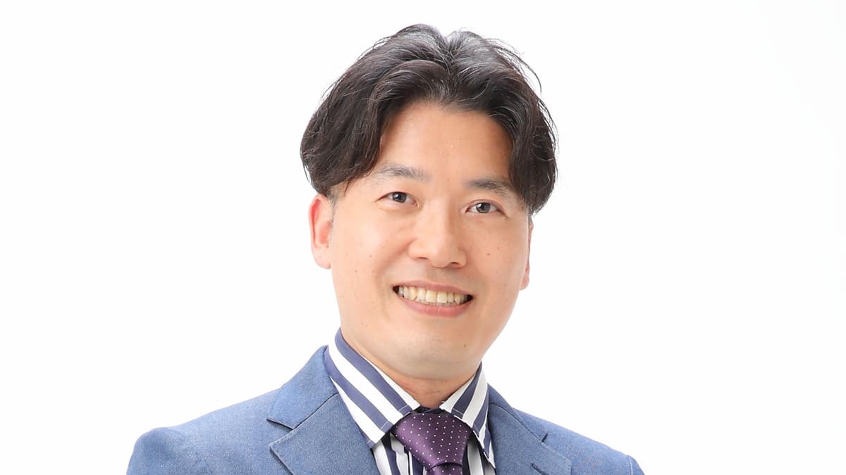 FBC福井放送の男性アナウンサー、川島秀成（かわしまひでなり）アナ。