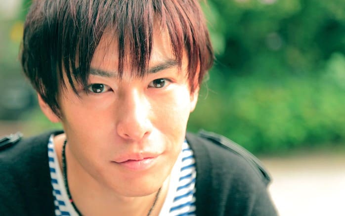 NHKの男性アナウンサー、漆原輝(うるしばらひかる)アナ、モデル時代