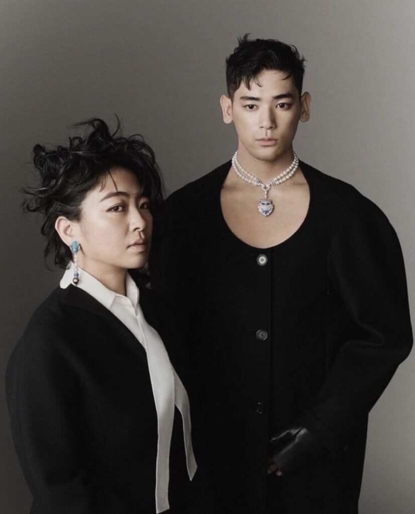 内田也哉子さんと長男のモデル共演